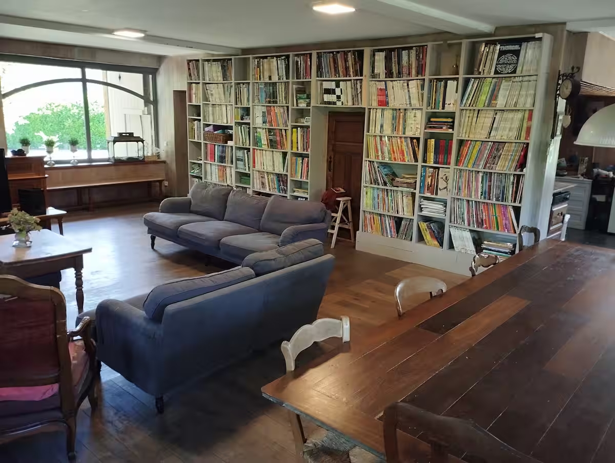 cab8f91e-294c-41ec-9c3c-cfe4f5aebf0a